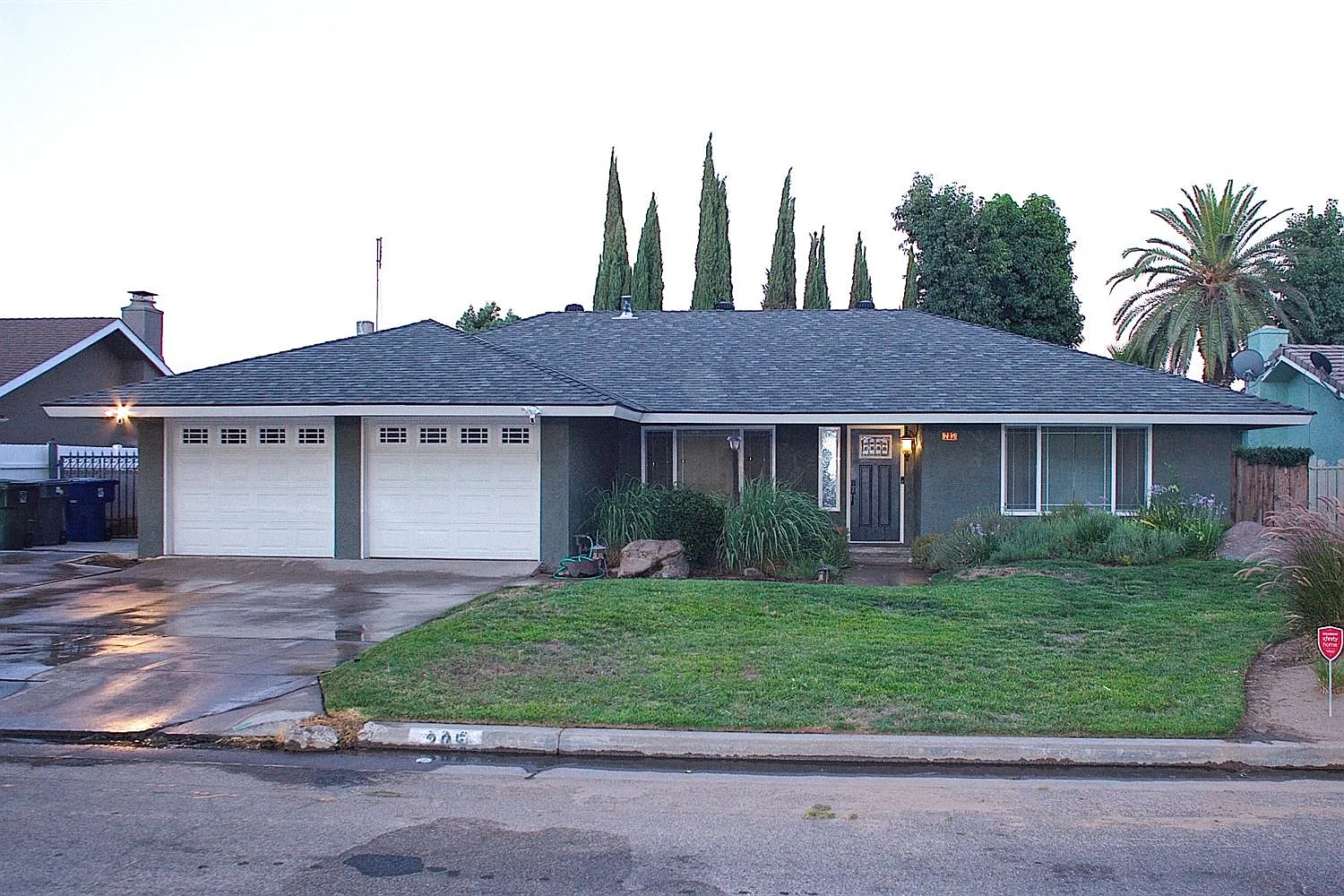 205 Mainberry Dr photo 1