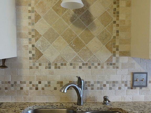 Undermount sink