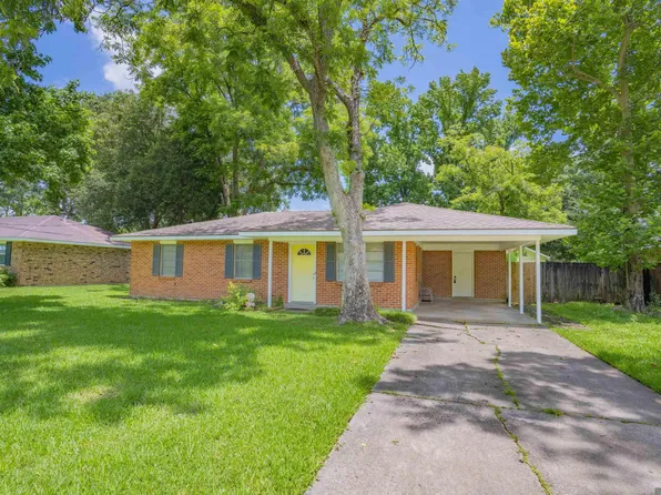 29764 Aster St, Walker, LA 70785