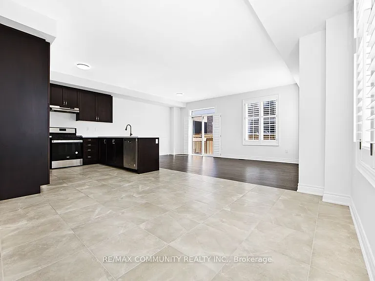 33 Liam Ln — Photo 5