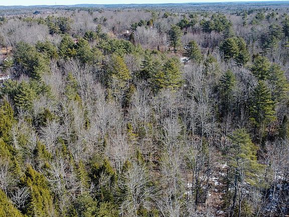 4th image of 631 River Road