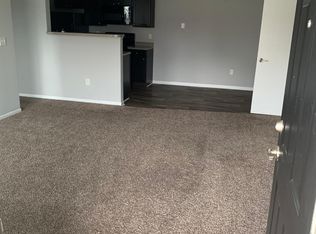 3202 Balsam Lake Dr, Columbus, OH 43219