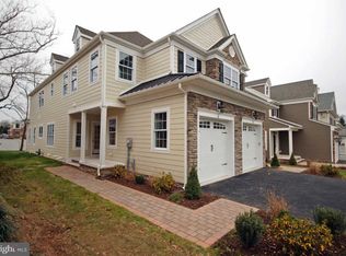 6 Harris Rd, Princeton, NJ 08540