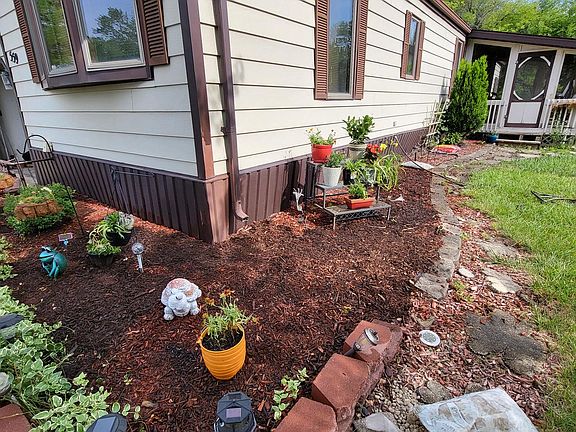 2nd image of 559 Huntsbridge Rd