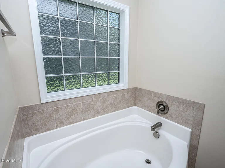 112 Patriot Ct — Photo 19
