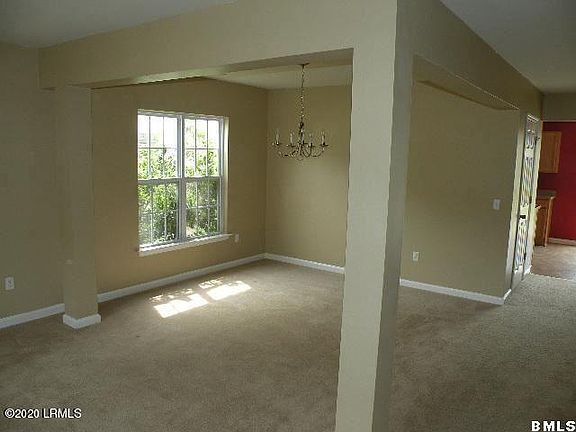 4th image of 63 Shadow Moss Dr