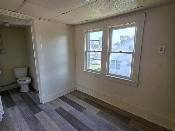 2nd image of 125 W Markland Ave
