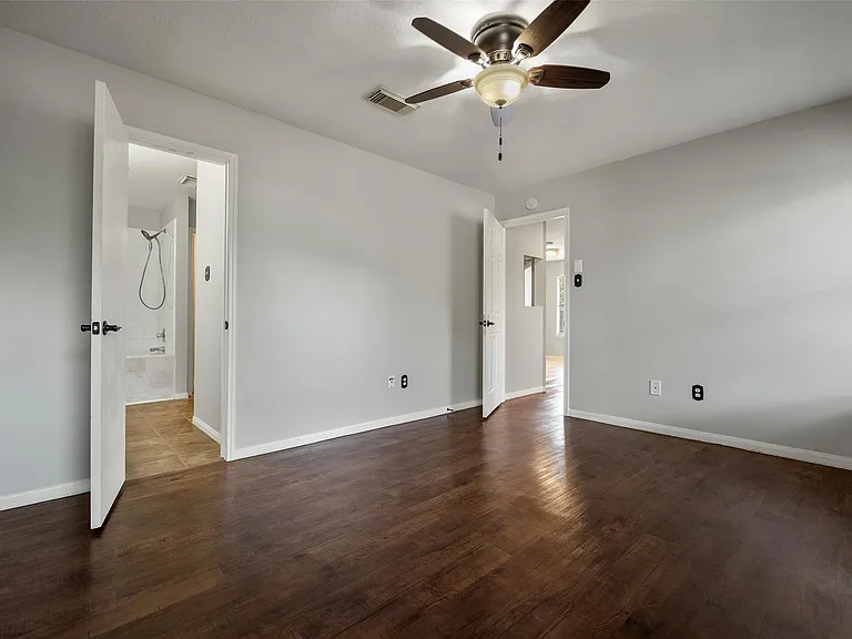 18103 Gravenhurst Ln — Photo 24