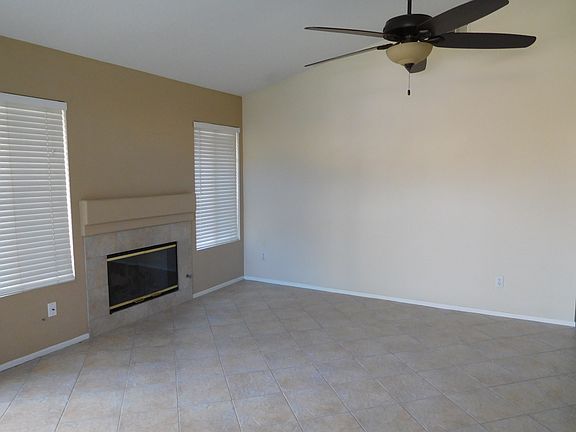 5th image of 15230 Lake Breeze Cir