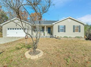 141 Cedargate Dr, Dittmer, MO 63023