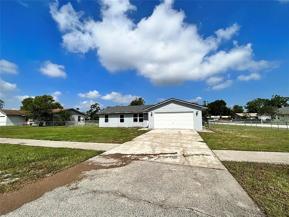 1494 Courtland Blvd