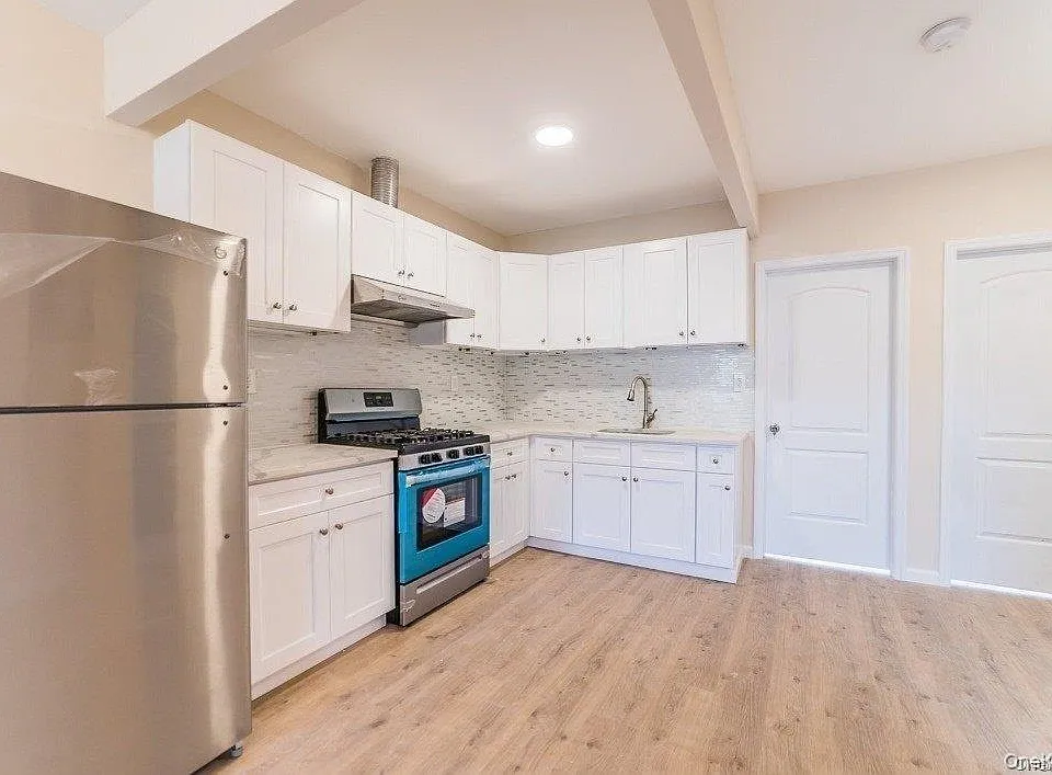 3434 Fulton St #3