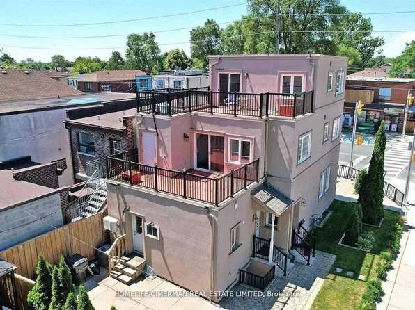 61 Scarlett Rd, Toronto, ON M6N 4J8