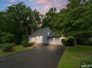 3 Dorman Rd, Oxford, CT 06478