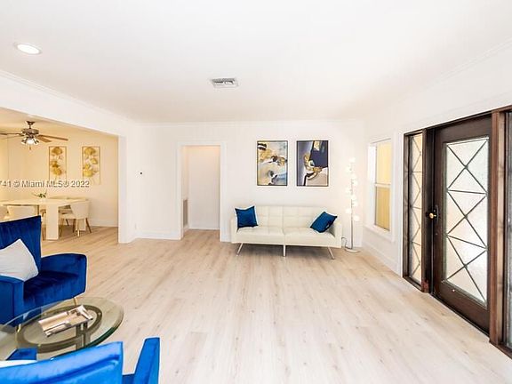 3rd image of 1000 Polk St #1000