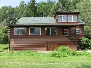 19 Ridge Rd, Jersey Shore, PA 17740