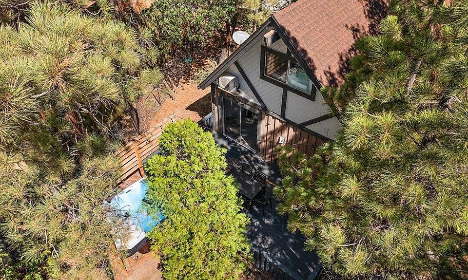 1st image of 1160 W Alta Vista Ave