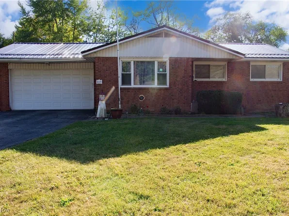 615 Ventura Dr, Youngstown, OH 44505