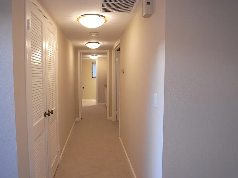 531 Cambrian Way — Photo 12