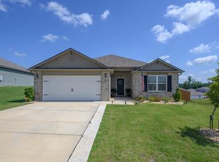 330 Amber St, Calera, AL 35040