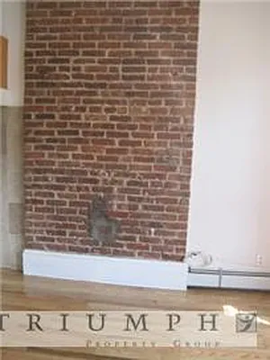 Rented by Triumph Property Group | media 7