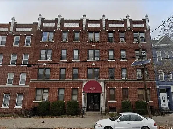 2271 Kennedy Blvd #306, North Bergen, NJ 07047