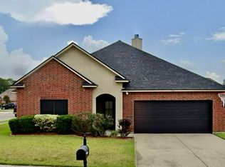 108 Crossfield Ln, Carencro, LA 70520