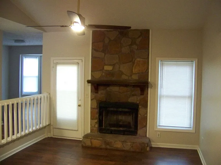 6793 Candlewood Dr — Photo 17