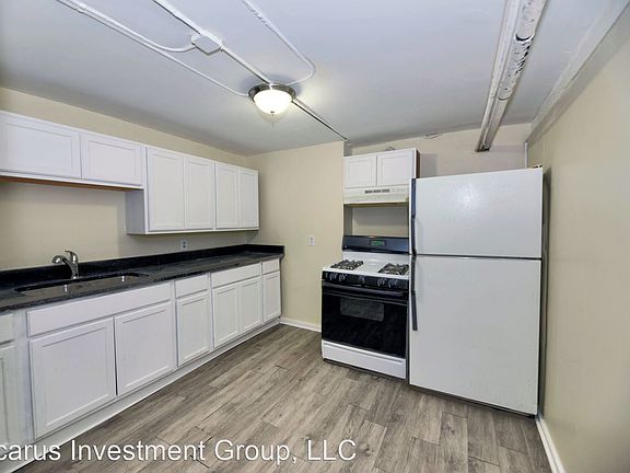 3rd image of 6734 S Clyde Ave #G