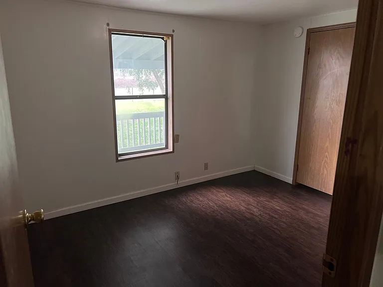 22195 Vallotton Ln — Photo 9