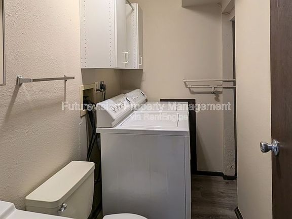 3rd image of 1413 Kinsey Ave