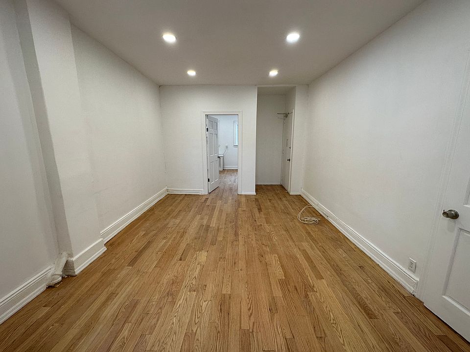 1st image of 182-30 Hillside Ave #3