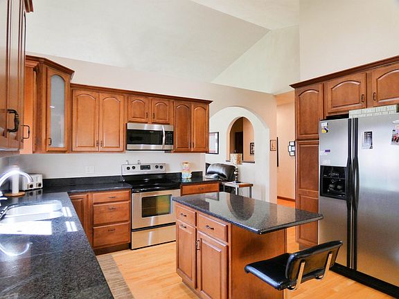 5th image of 4732 Fallview Ln #1701