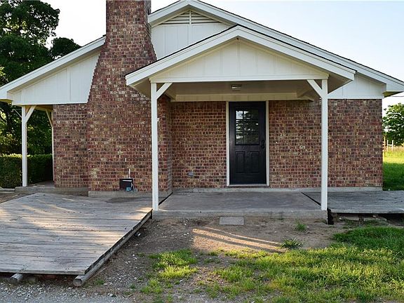 3rd image of 8809 SE County Road 3240