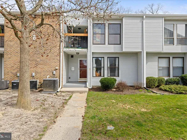 8 Twin Rivers Dr N #G, Hightstown, NJ 08520