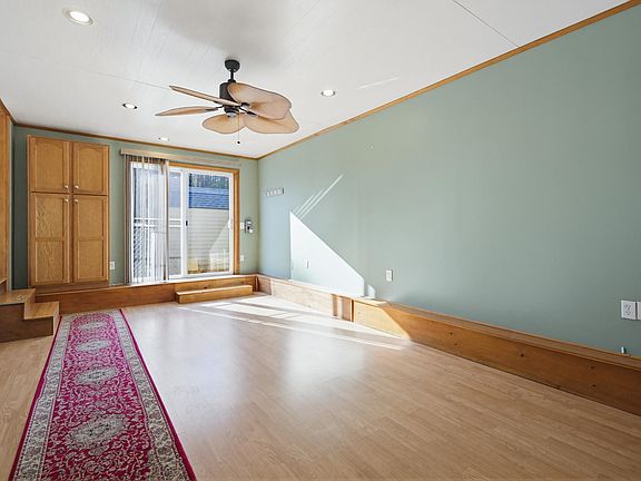 2nd image of 404 Sandogardy Pond Road