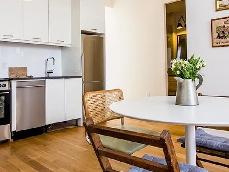 17 Monitor St #1M — Photo 2