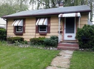 5682 N 55th Pl, Milwaukee, WI 53218