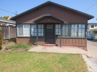 102 7th Ave, Santa Cruz, CA 95062