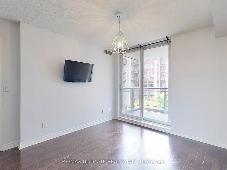 27 Rean Dr #529 — Photo 27
