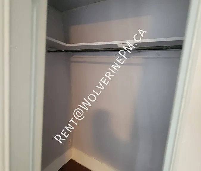 409 Pleasant St #B — Photo 12