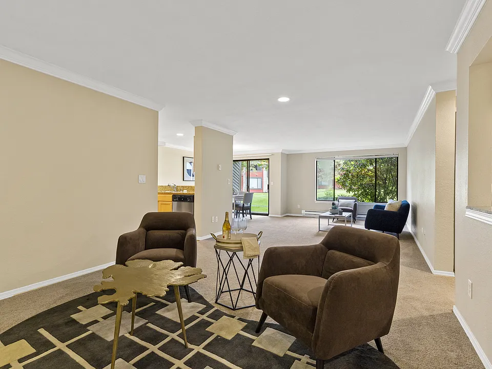 Yarrowood Highlands living room