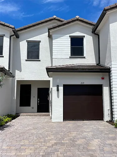 210 SW 159th Ct Photo 1