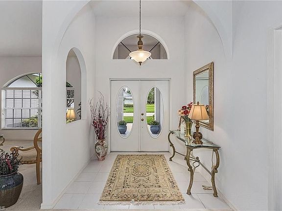 4th image of 23498 Olde Meadowbrook Cir