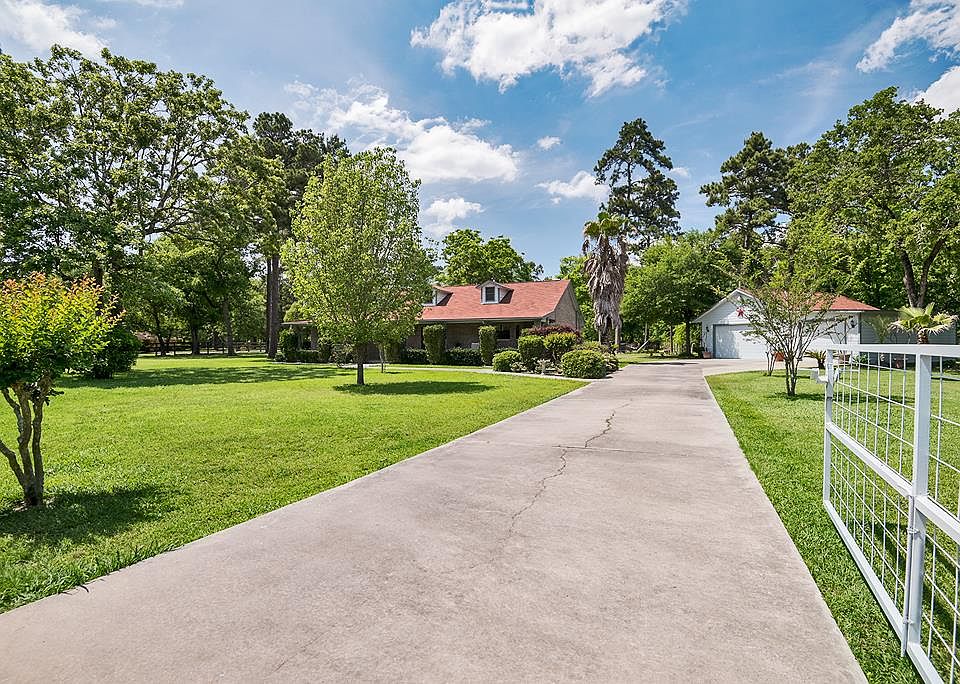 1st image of 30522 Meadow Wood Dr