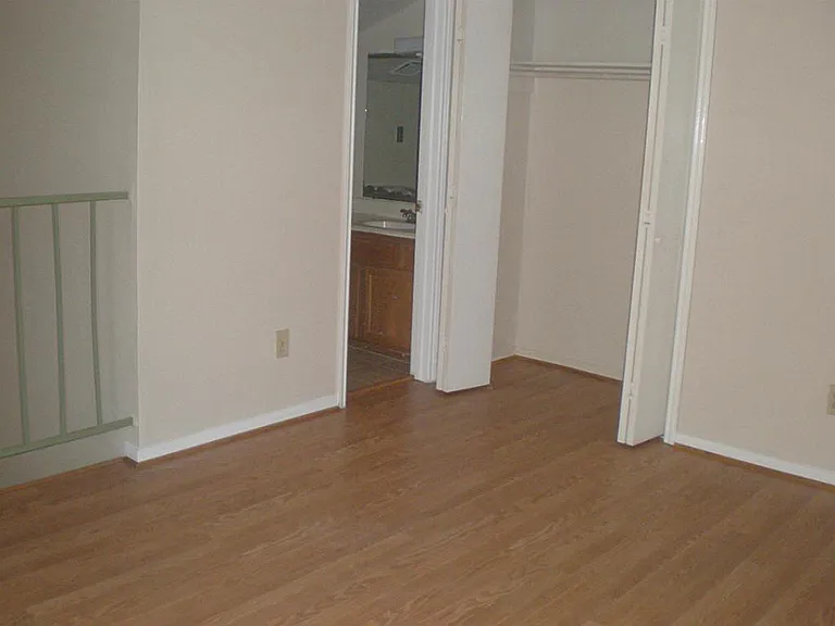 1903 Country Village Blvd #26A — Photo 4