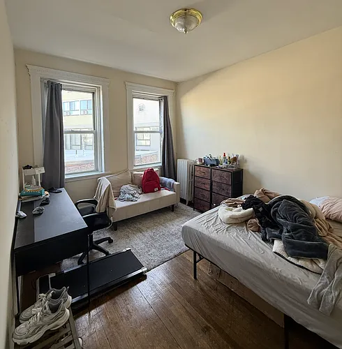 18 Hemenway St #1 Photo 1 18 Hemenway St #1 Photo 1