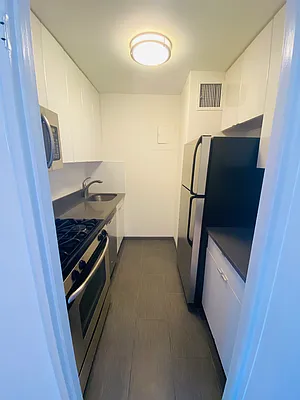 Rented by Furumoto Realty of New York City Inc | media 5