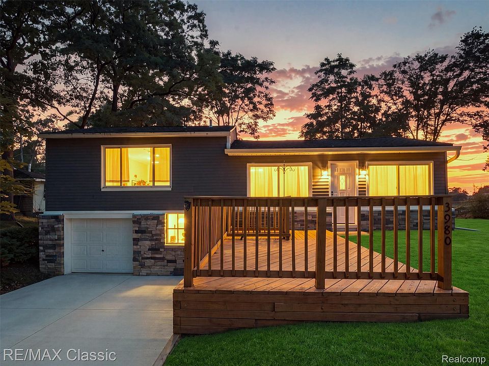 1st image of 3980 Ben Hur Dr