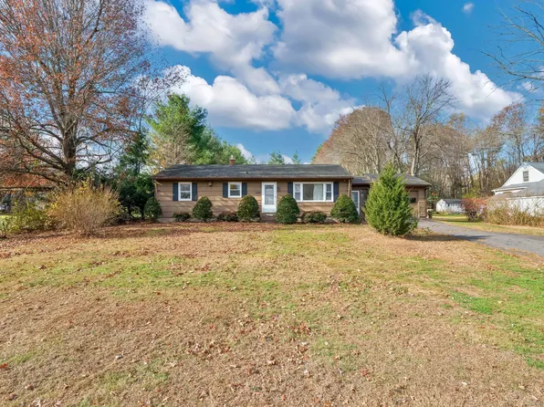 1199 East Street North, Suffield, CT 06078